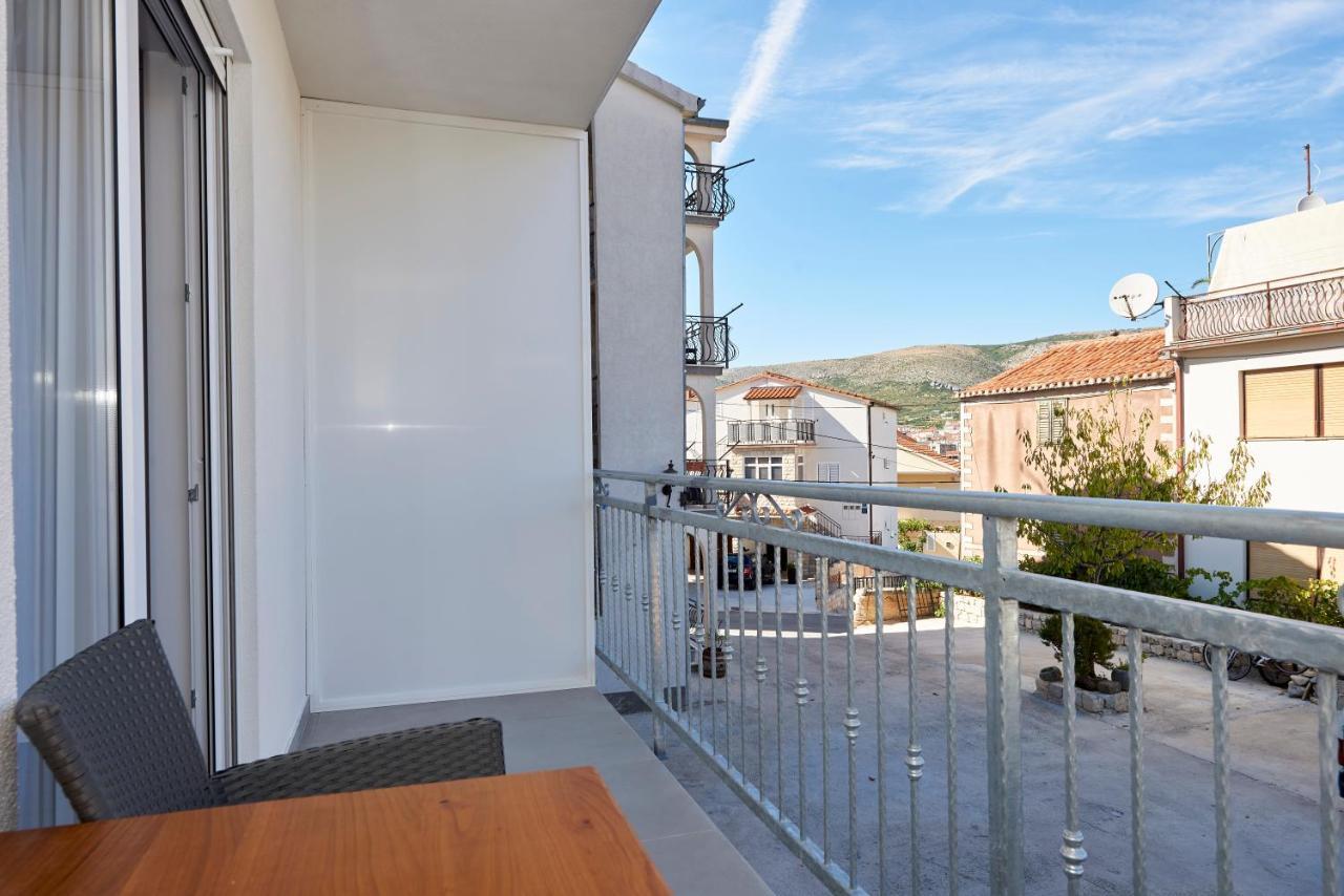 Apartments & Rooms Zaja Trogir Exterior photo