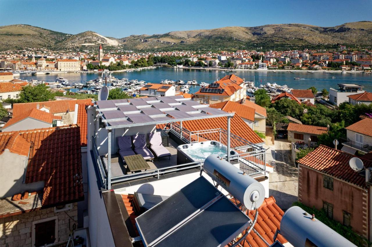 Apartments & Rooms Zaja Trogir Exterior photo